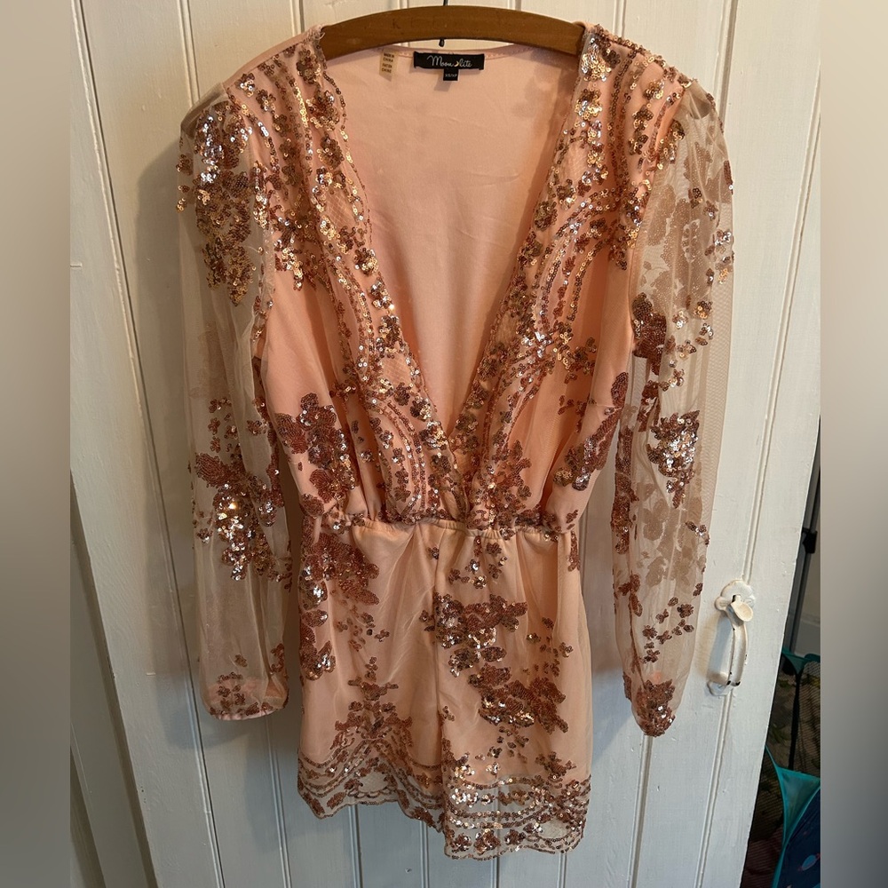 Moon lite xs pink & gold sequin floral long mesh sleeve vneck shorts romper